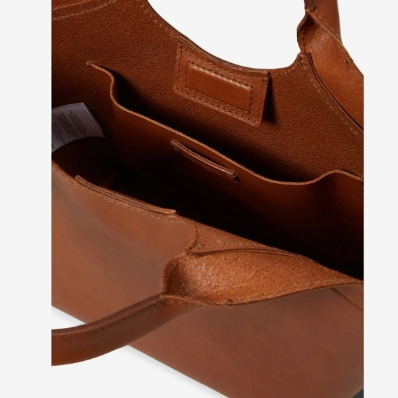 Madewell The Mini Sydney Cutout Tote in Leather - Picture 3 of 9